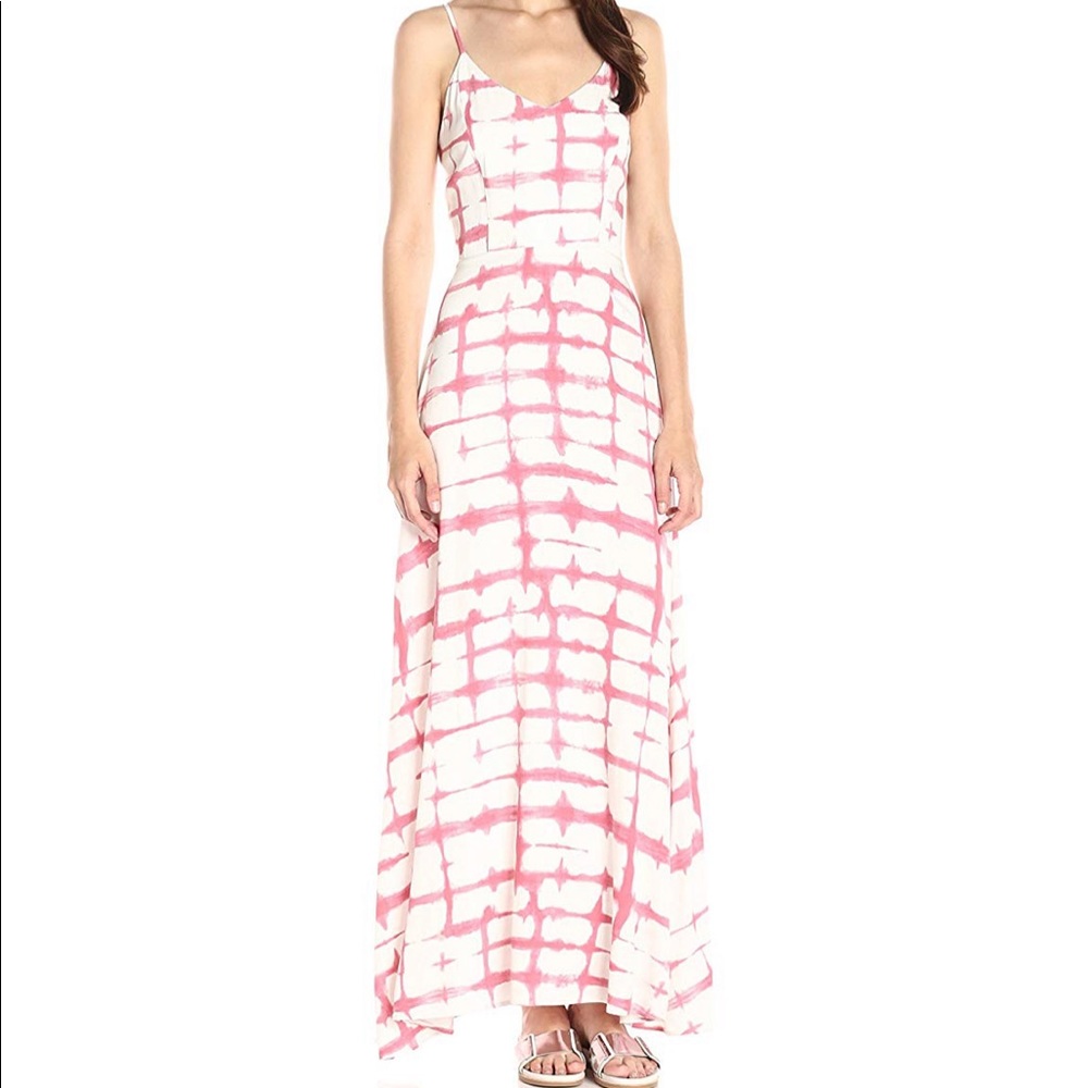 White maxi dress